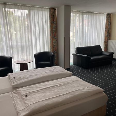 Panorama Hotel In Neustadt an der Weinstraße Buitenkant foto